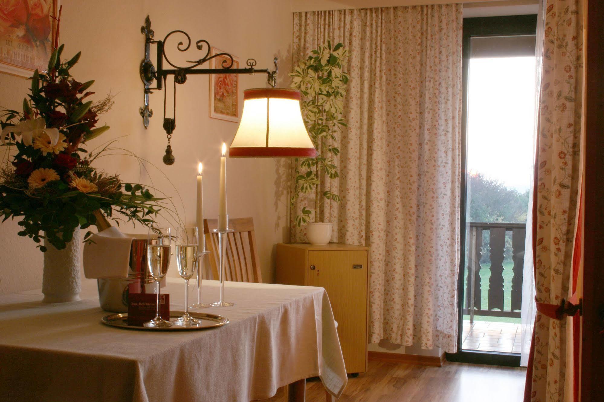 Flair-hotel Zum Benediktiner 3* Schwarzach am Main